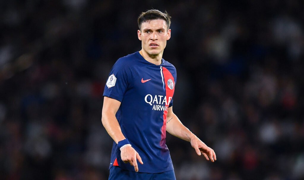 Manchester United Hesitant On PSG’s Demands