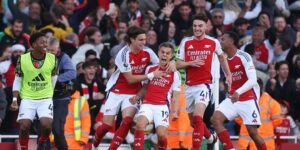 Arsenal 4-2 Leicester: We love a bit of drama (on a sad day)