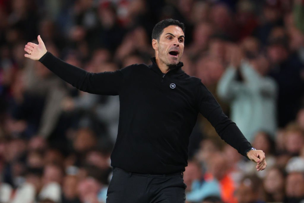 Former Liverpool star dismisses Arsenal’s Premier League title hopes