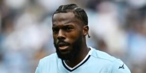 Pressure grows, ‘the assist king’ + loan watch