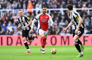 ‘He wasn’t tight enough’ – Ian Wright criticises Arsenal star Mikel Merino after Newcastle defeat