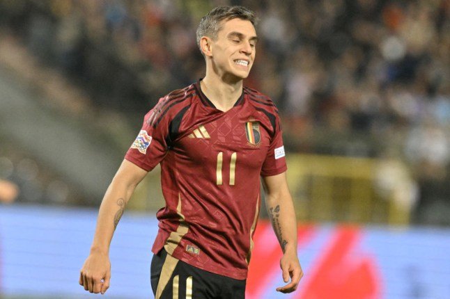 Arsenal suffer fresh injury scare as Leandro Trossard forced off on international duty