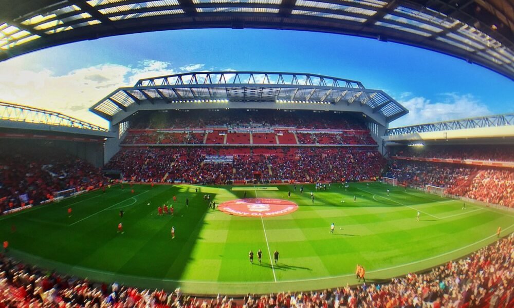 Liverpool Must Resolve Their Contracts Conundrum